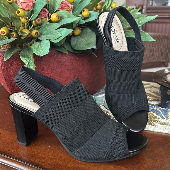 Life Stride Shoes - Brand New Life Stride Flex Black Fabric Stretch Fly Knit Slingback Heels Sandals